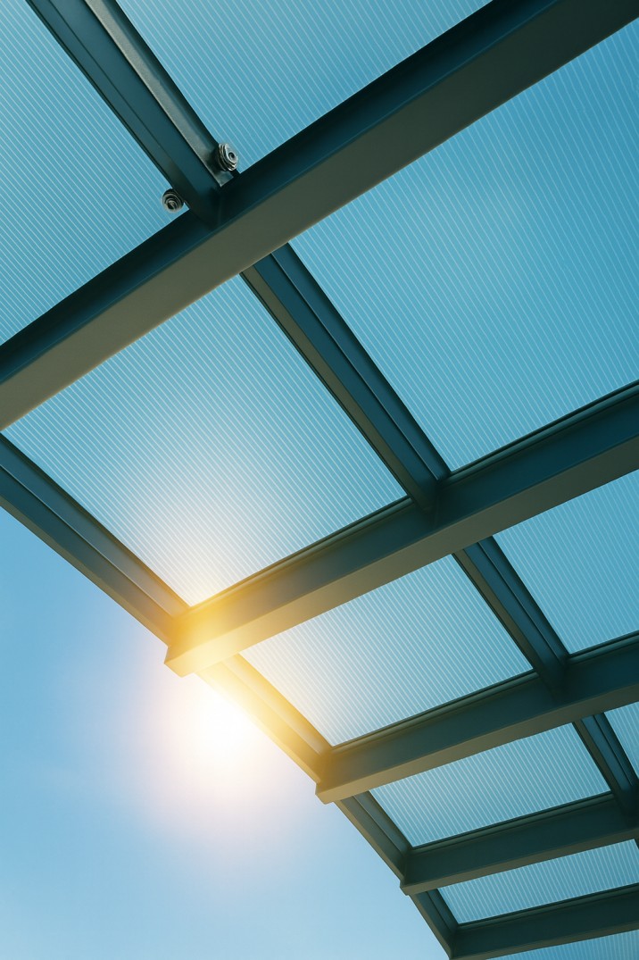 Accommodates Thermal Expansion and Contraction